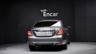 MERCEDES BENZ E-CLASS W213 2018