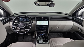 HYUNDAI TUCSON NX4 2023