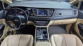 KIA CARNIVAL 2017