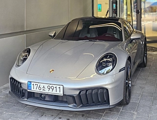 Заказать PORSCHE 911 992