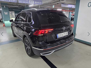 VOLKSWAGEN TIGUAN 2021