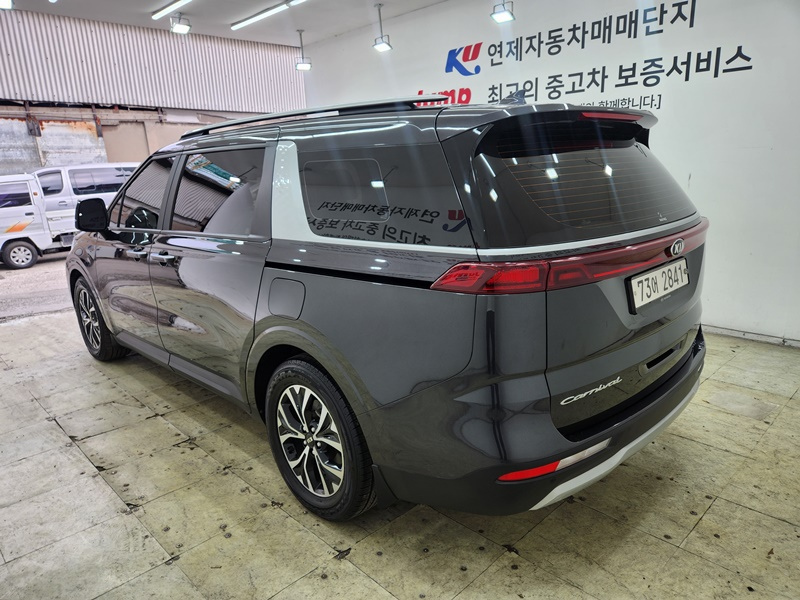 KIA CARNIVAL 2021