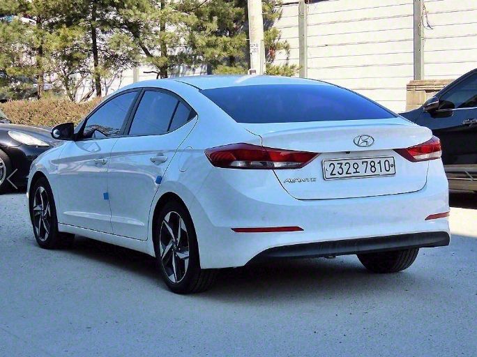 HYUNDAI AVANTE AD 2016