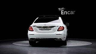 MERCEDES BENZ E-CLASS W213 2019