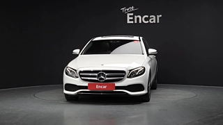 MERCEDES BENZ E-CLASS W213 2019