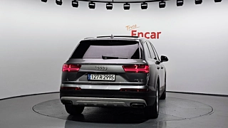 AUDI Q7 4M 2016