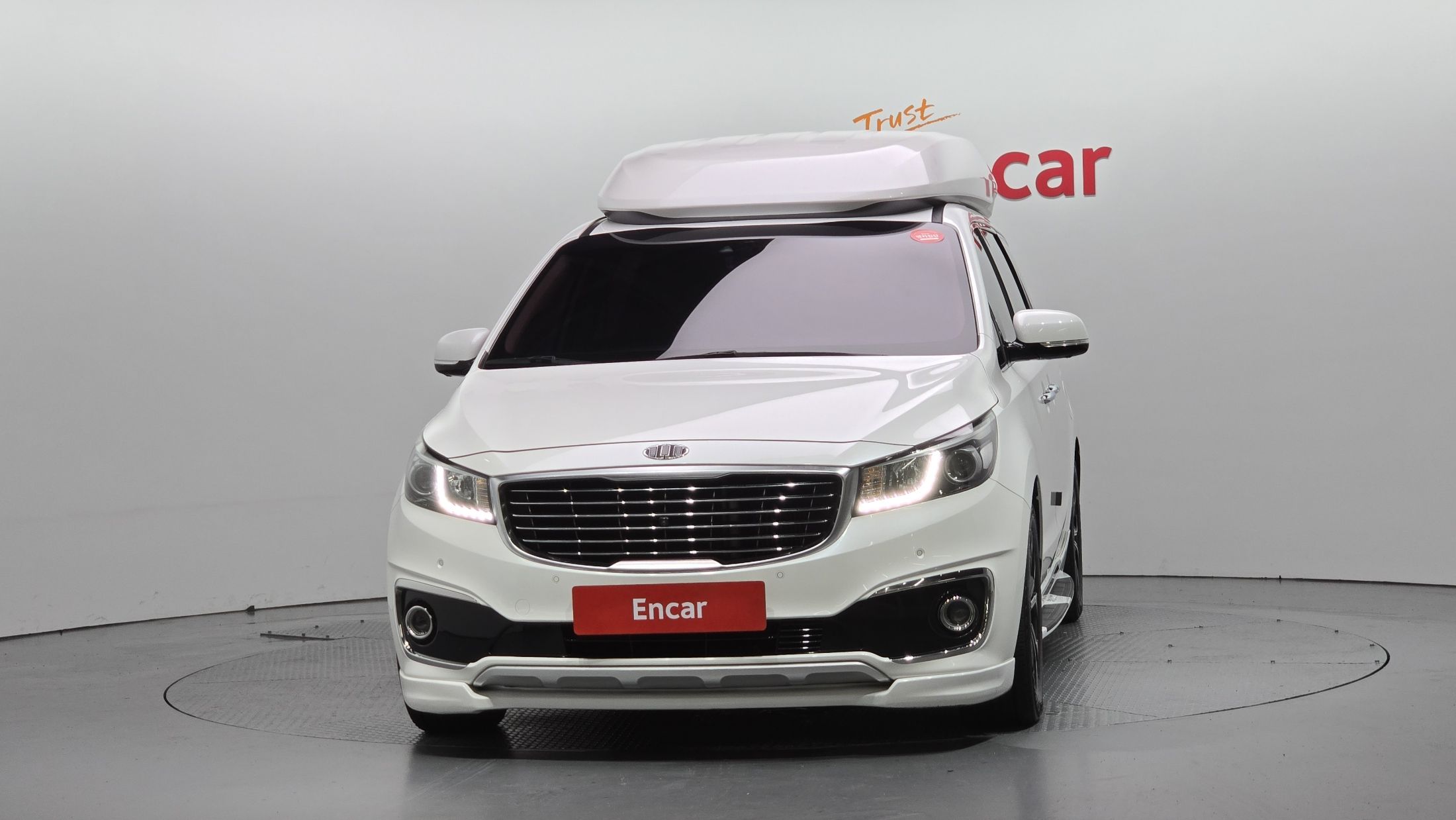 KIA CARNIVAL 2017