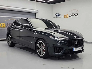 MASERATI LEVANTE 2019