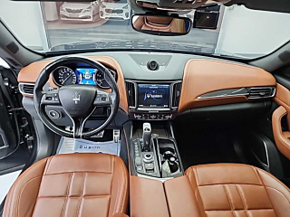 MASERATI LEVANTE 2019