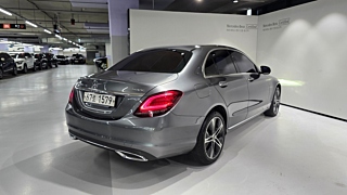 MERCEDES BENZ C-CLASS W205 2019