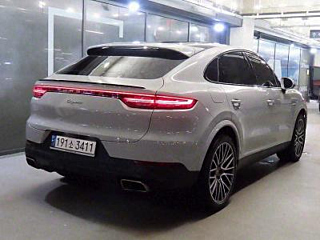 PORSCHE CAYENNE PO536 2022