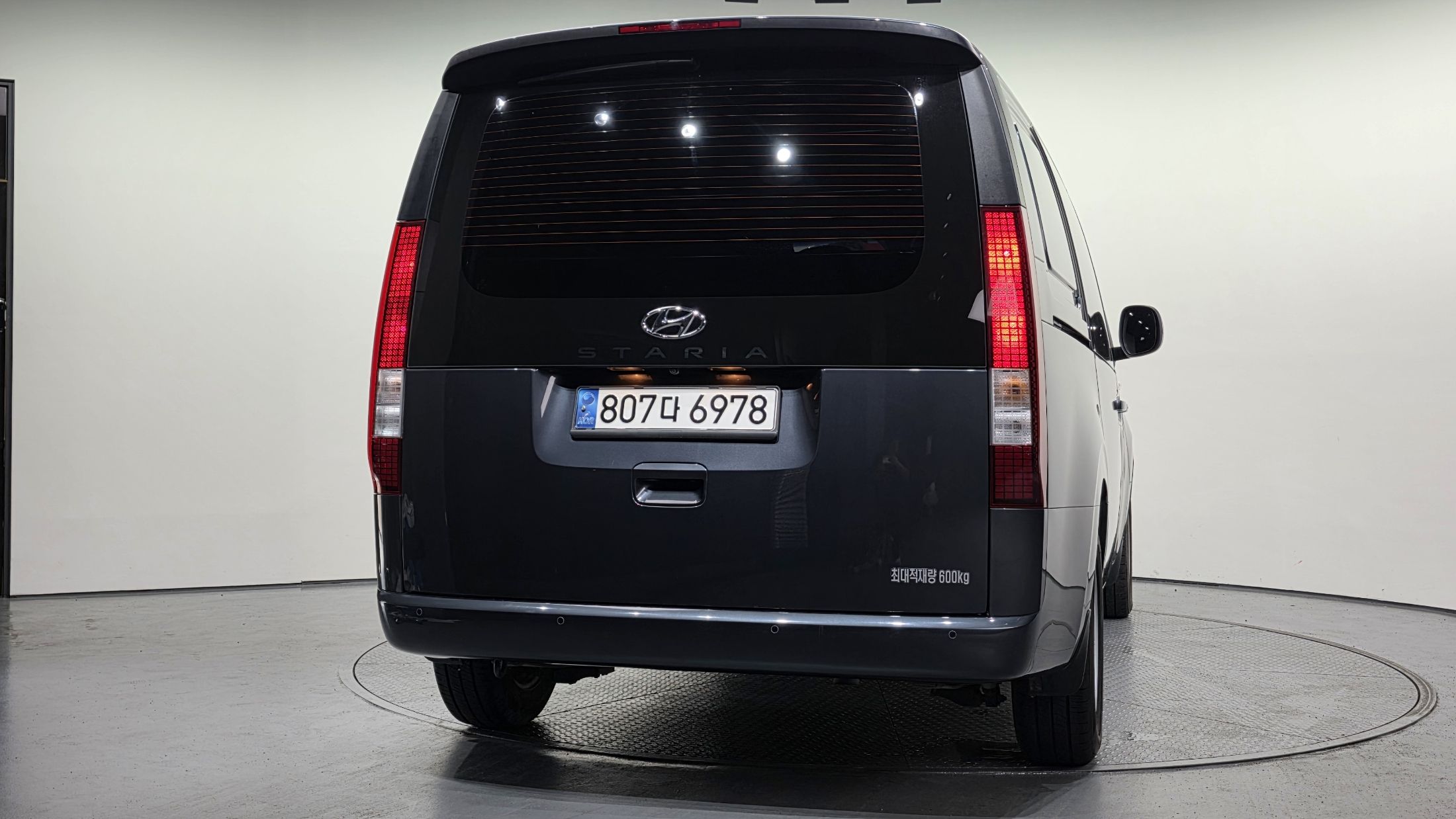 HYUNDAI STARIA 2022