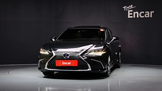 LEXUS ES300H 2021