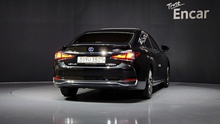 LEXUS ES300H 2021
