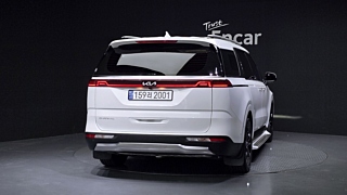 KIA CARNIVAL 2023