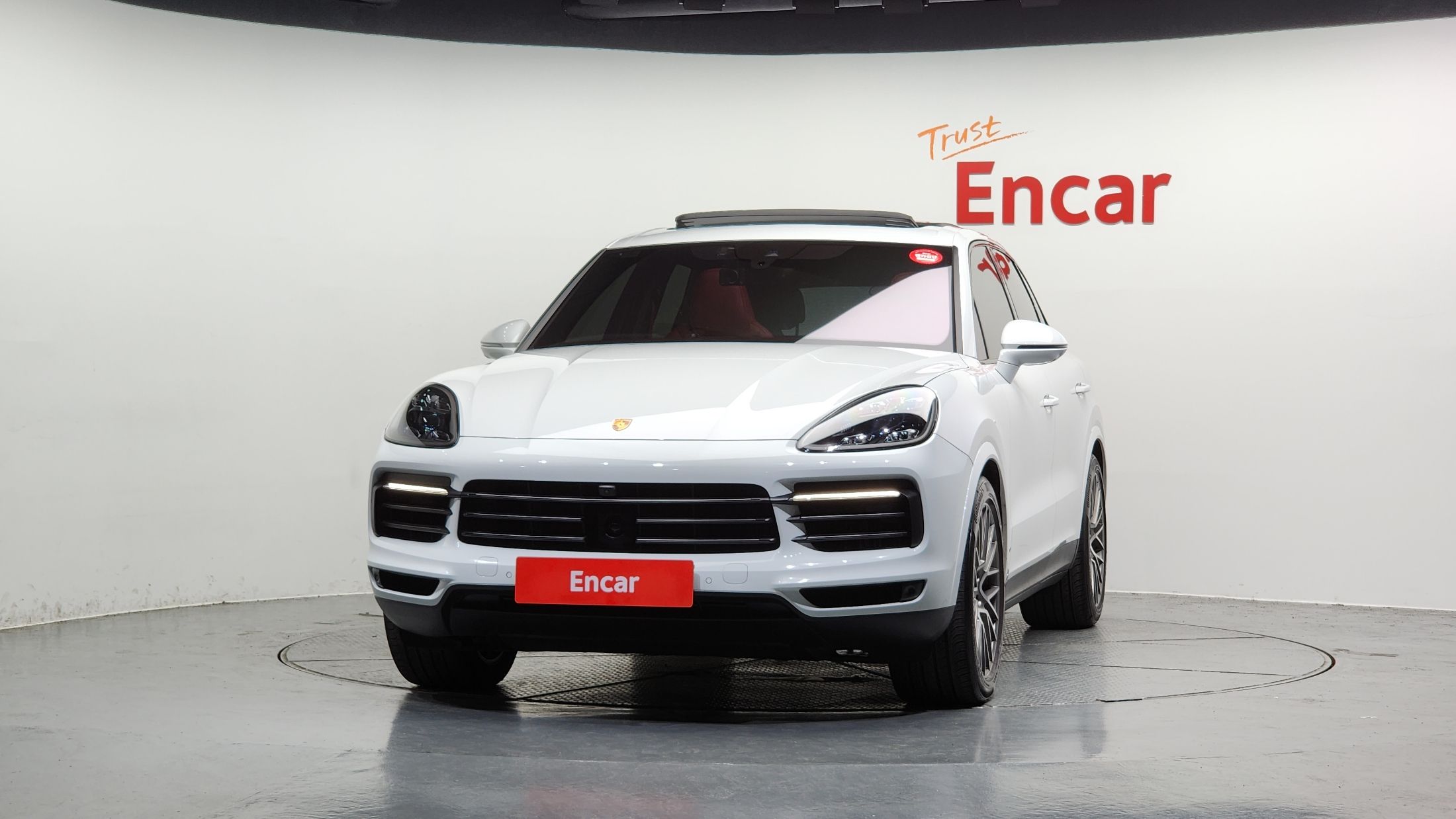 PORSCHE CAYENNE PO536 2023