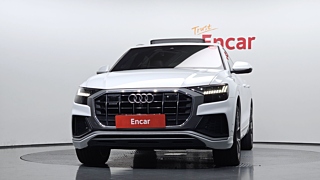 AUDI Q8 4M 2021