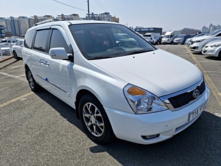 KIA CARNIVAL R 2014