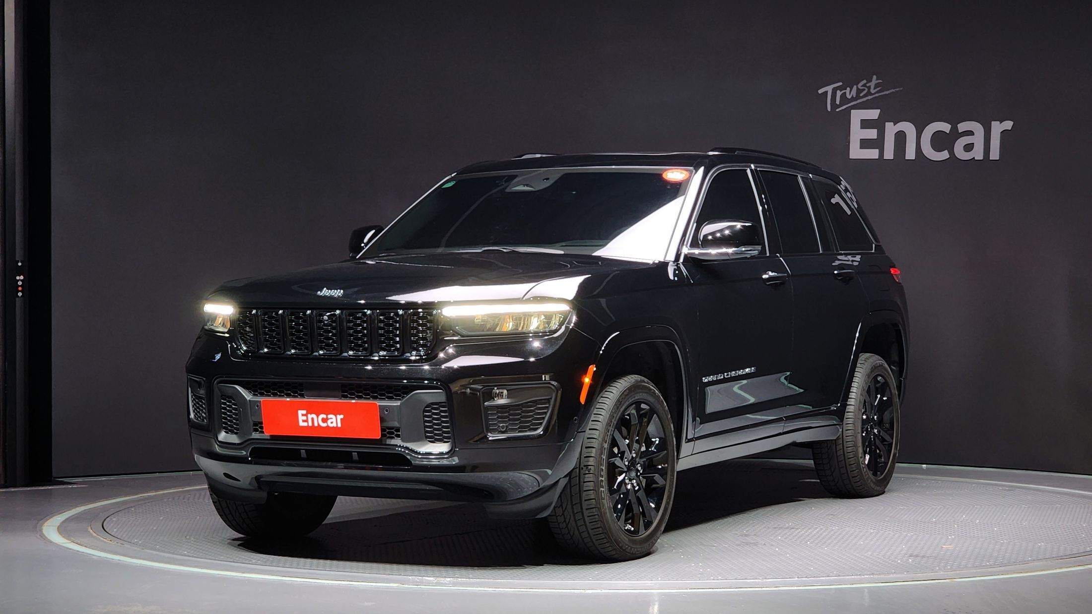 Аукционный лист JEEP GRAND CHEROKEE WL 2023