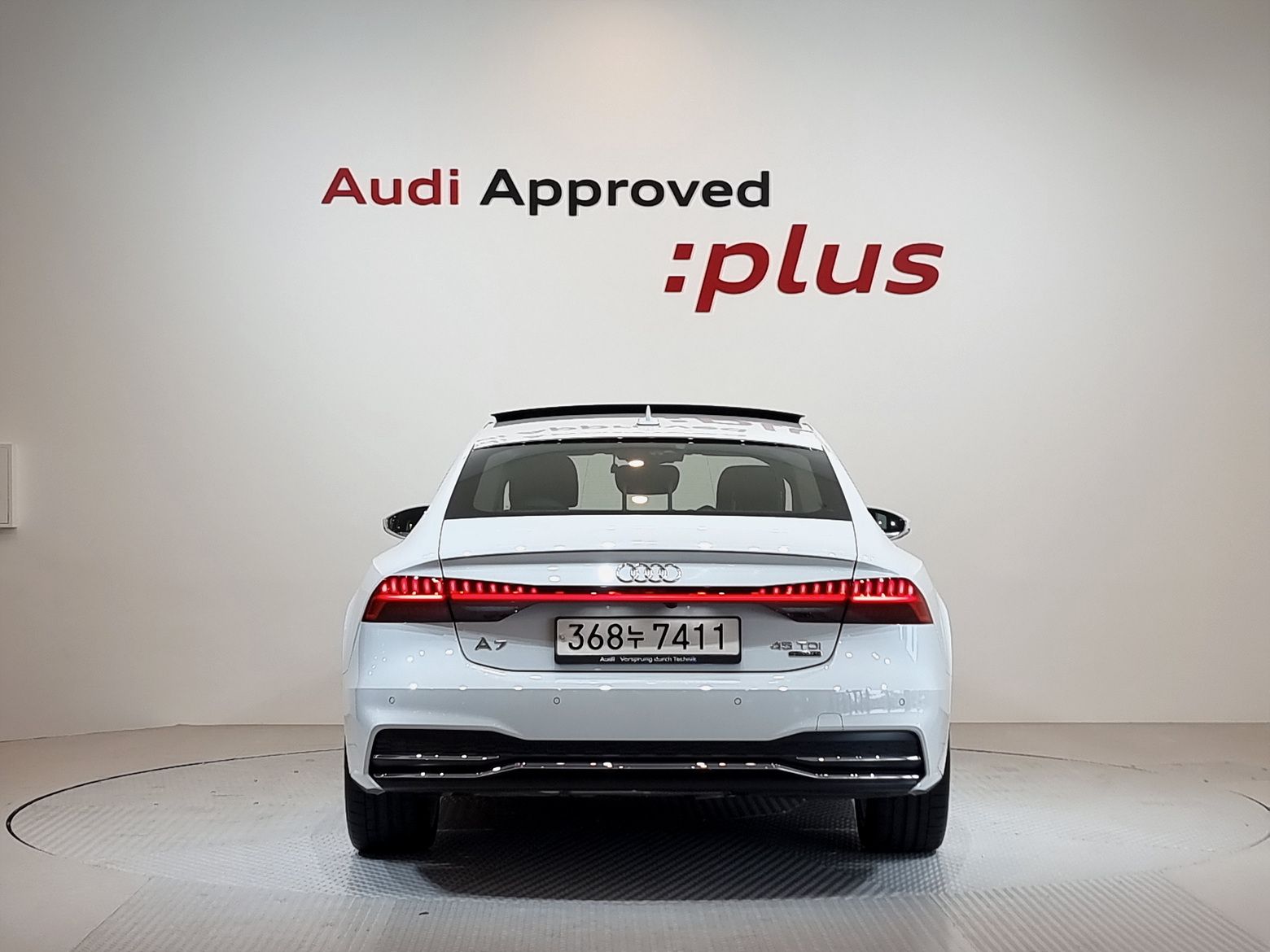 AUDI A7 4K 2023