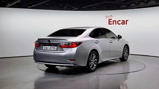 LEXUS ES300H 2018