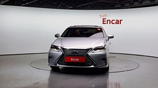 LEXUS ES300H 2018