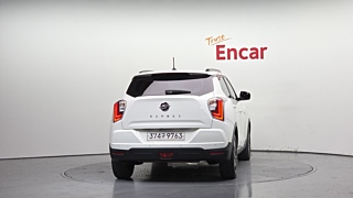 SSANGYONG TIVOLI VERY NEW 2021
