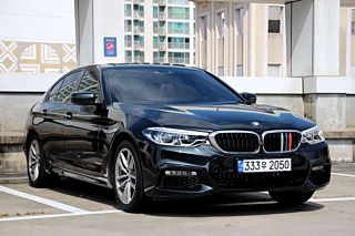 BMW 5-SERIES G30 2017