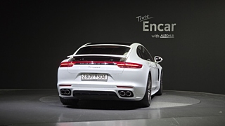 PORSCHE PANAMERA 971 2020