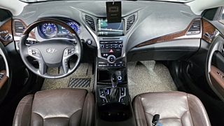 HYUNDAI GRANDEUR HG 2016