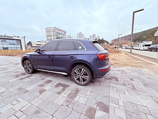 AUDI Q5 FY 2022