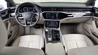 AUDI A7 4K 2020