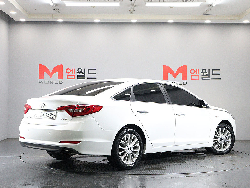 HYUNDAI SONATA LF 2016
