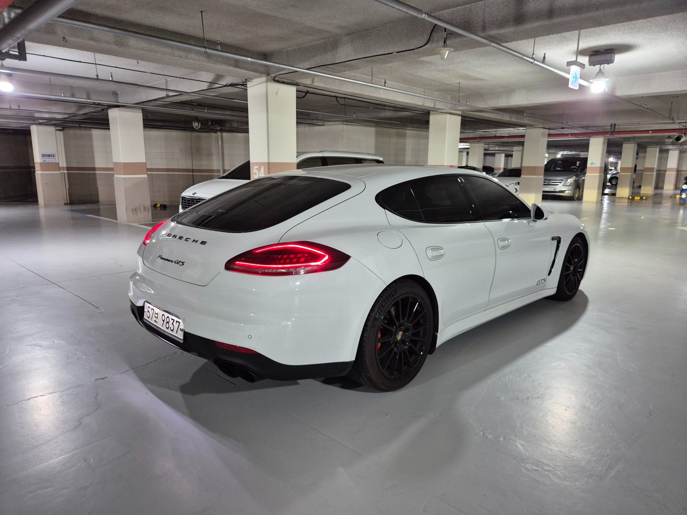 PORSCHE PANAMERA 2014