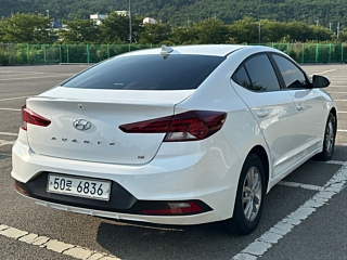 HYUNDAI AVANTE AD 2019