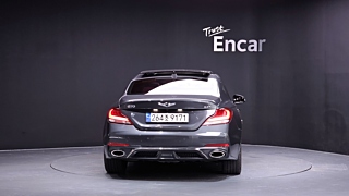 GENESIS G70 2018