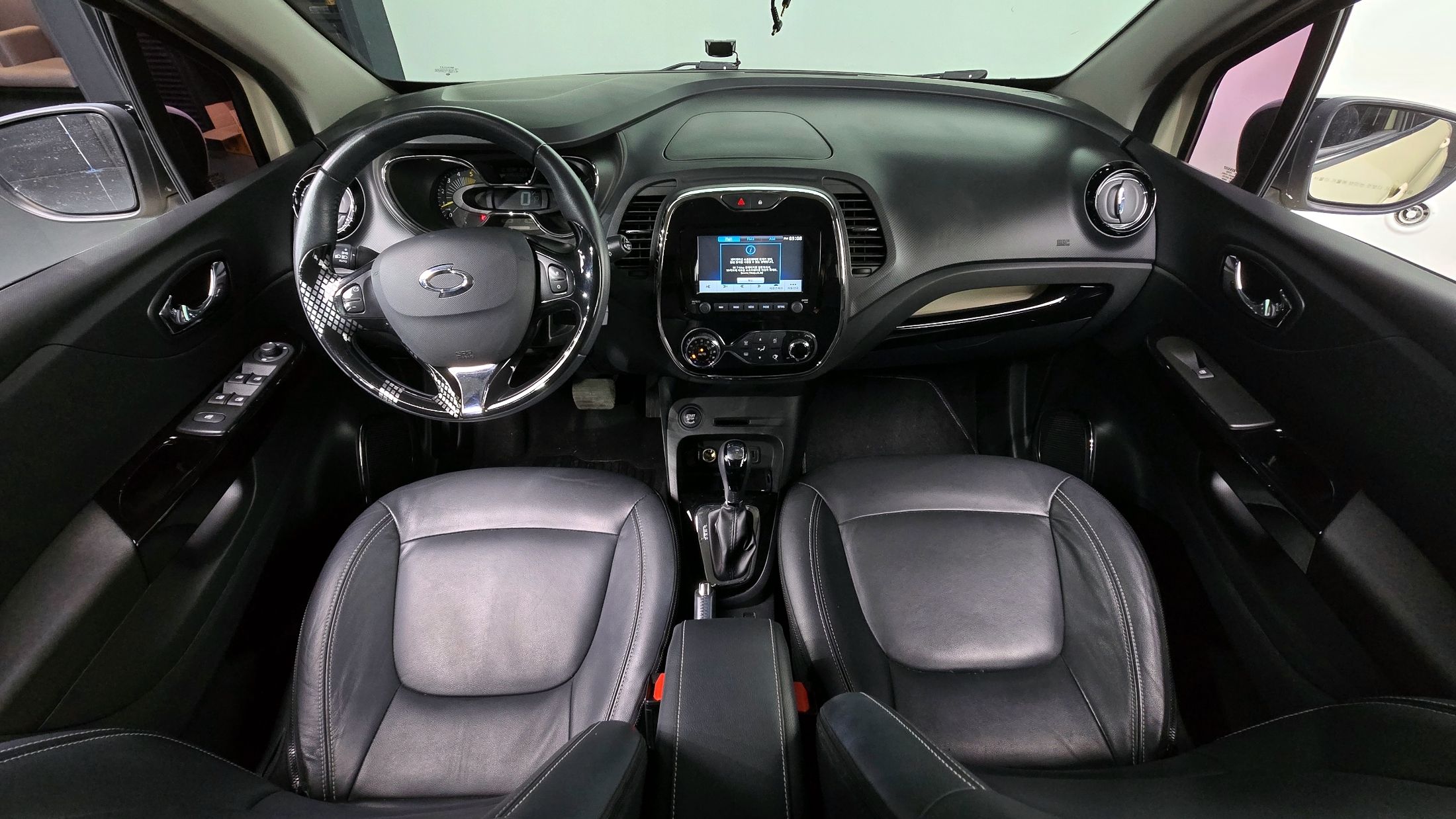 SAMSUNG QM3 2015