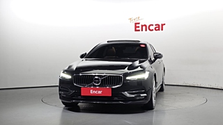 VOLVO S90 2019