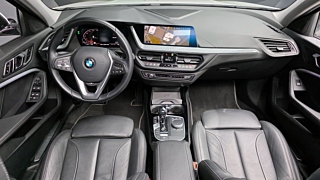 BMW 1-SERIES F40 2021