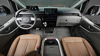 HYUNDAI STARIA 2024