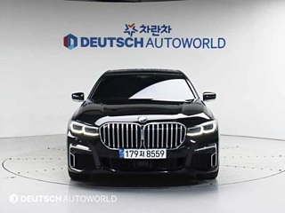 BMW 7-SERIES G11 2021