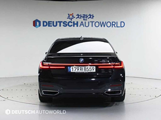 BMW 7-SERIES G11 2021