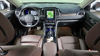 SAMSUNG QM6 2020