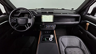 LAND ROVER DEFENDER L663 2024
