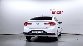 HYUNDAI AVANTE AD 2018