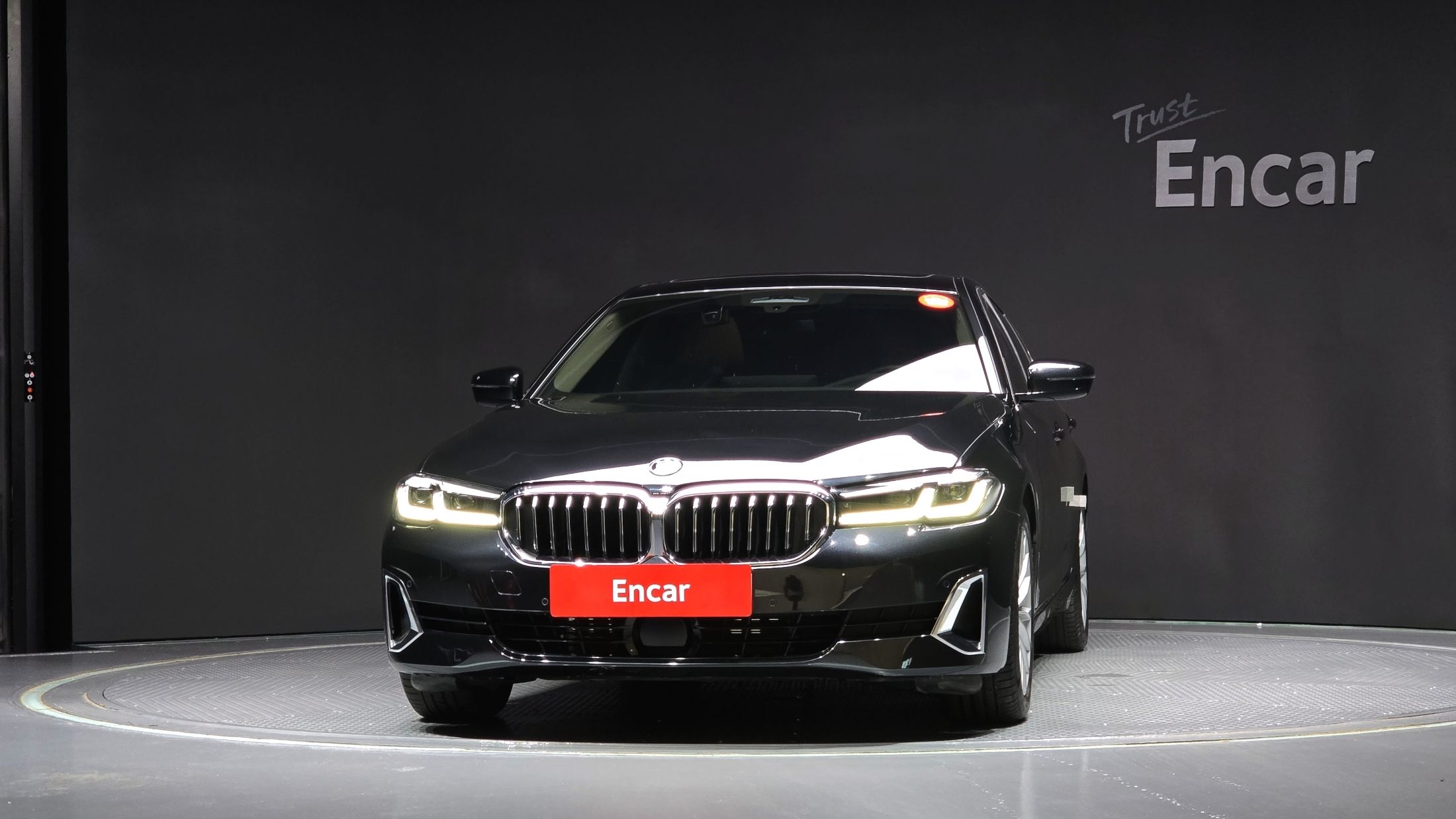 BMW 5-SERIES G30 2022