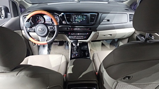 KIA CARNIVAL 2016