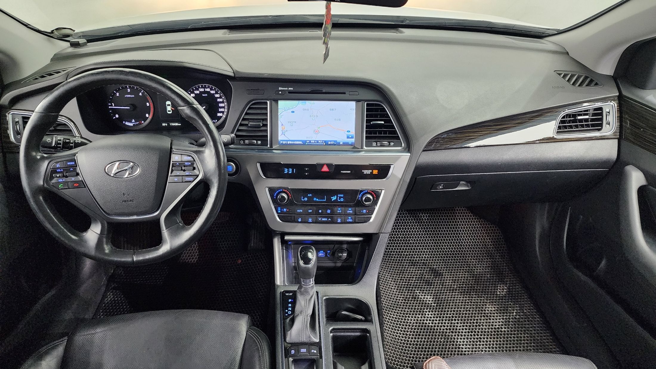 HYUNDAI SONATA LF 2015