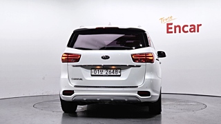 KIA CARNIVAL 2018