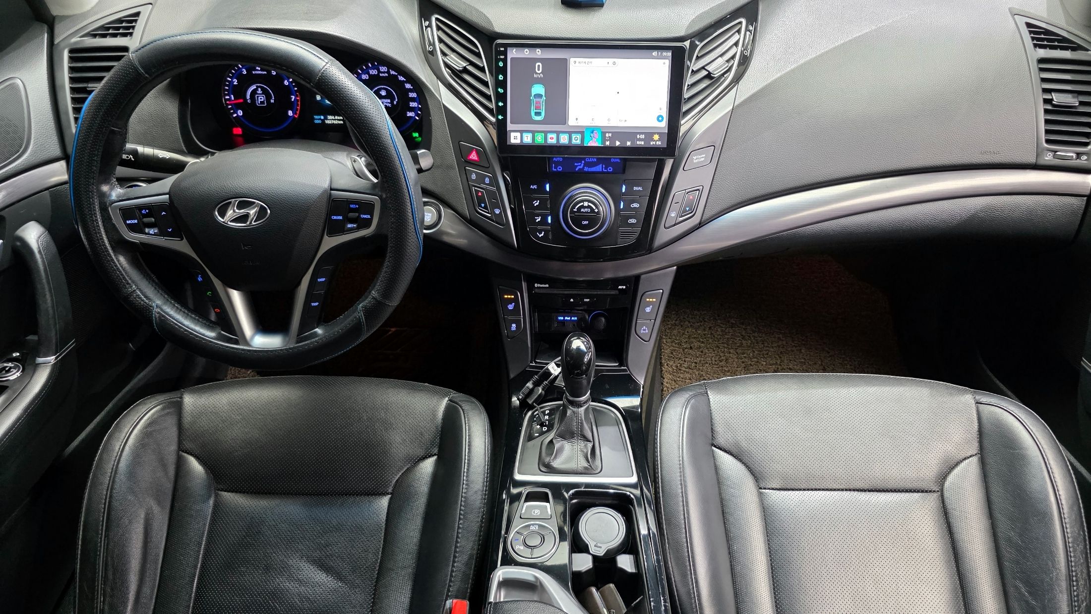 HYUNDAI I40 SALOON 2012